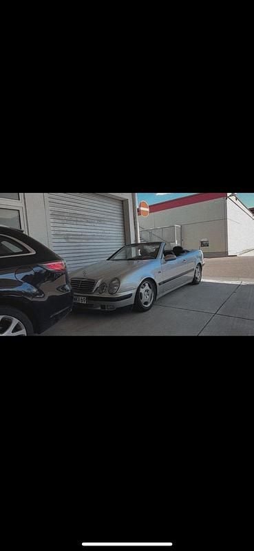 Silber Gebraucht 1999 Mercedes CLK230 Cabrio | 1.150 € (Superpreis) - Bild 1/4