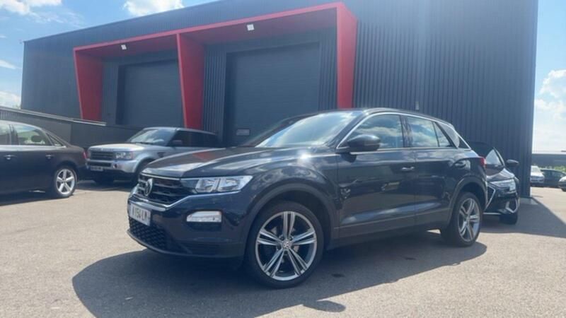 Grau Gebraucht 2018 VW T-Roc R-line SUV | 15.000 € (Guter Preis) - Bild 1/4