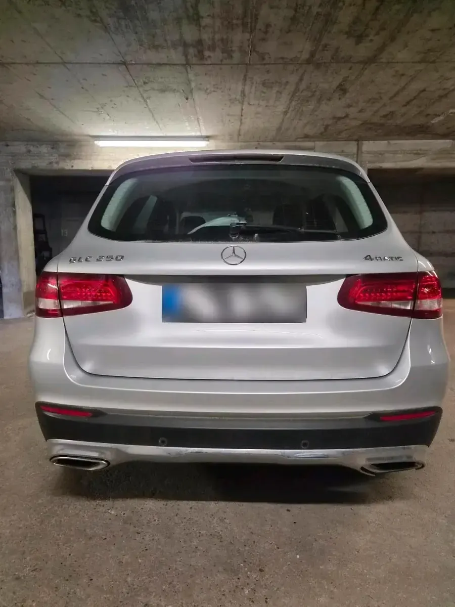 Gebraucht Mercedes GLC250 211 PS (155 kW) 2016 Silber SUV