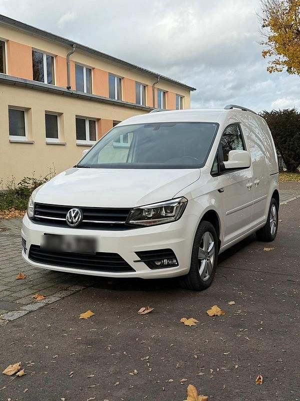 Weiß Gebraucht 2016 VW Caddy Van / Kleinbus | 11.900 € (Fairer Preis) - Bild 1/4