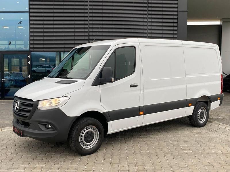 Neu Mercedes Sprinter 150 PS (110 kW) 2026 Weiß Van