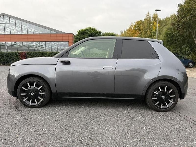 Grau Gebraucht 2021 Honda e Advance Kleinwagen | 14.999 € (Superpreis) - Bild 1/4