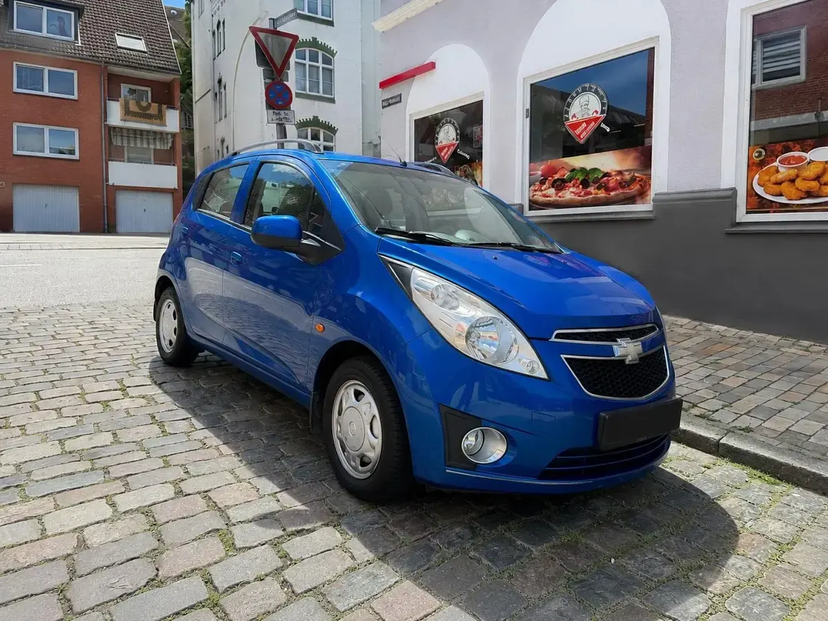 Gebraucht Chevrolet Spark 82 PS (60 kW) 2010 Blau Kleinwagen