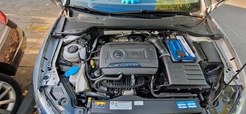 Gebraucht Seat Leon 4Drive 300 PS (220 kW) 2017 Silber Kombi