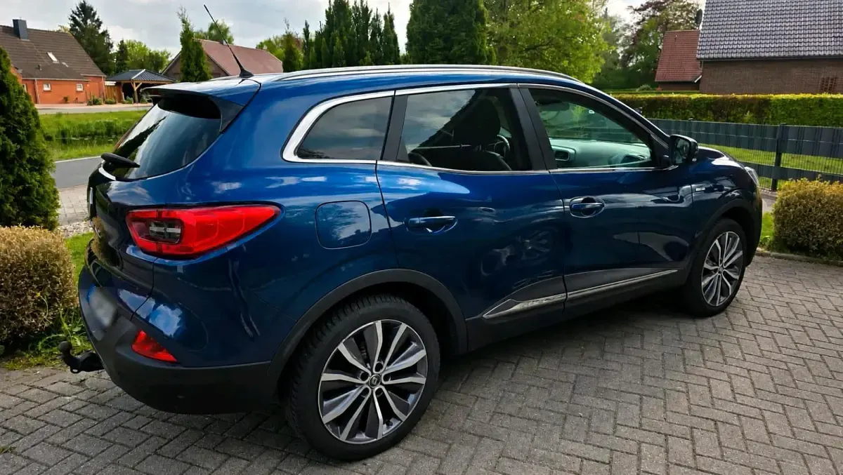 Używany Renault Kadjar Bose Edition 131 KM (96 kW) 2016 Niebieski SUV