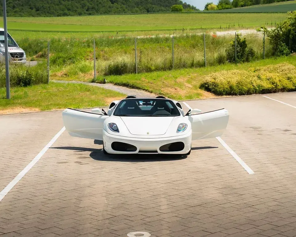 Gebraucht Ferrari F430 489 PS (359 kW) 2009 Weiß Cabrio