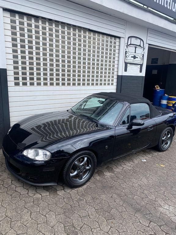 Gebraucht Mazda MX5 110 PS (80 kW) 2003 Schwarz Cabrio