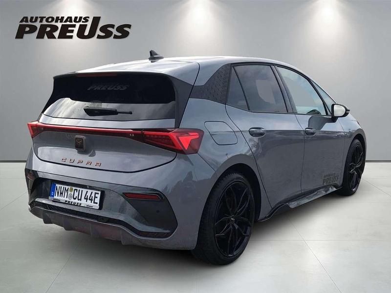 Gebraucht Cupra Born 150 kW (204 PS) 2024 Vaporgrau (grau) Kleinwagen