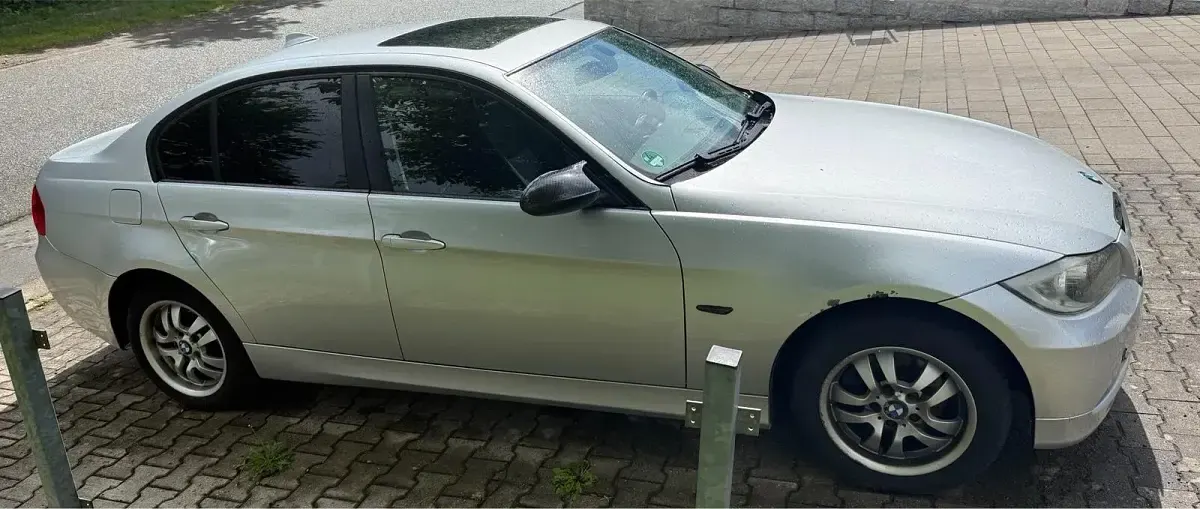 Gebraucht BMW 320 150 PS (110 kW) 2005 Silber Limousine