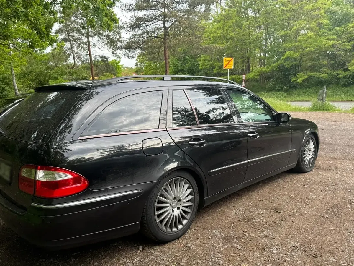 Brugt Mercedes E320 224 HK (164 kW) 2004 Sort Stationcar