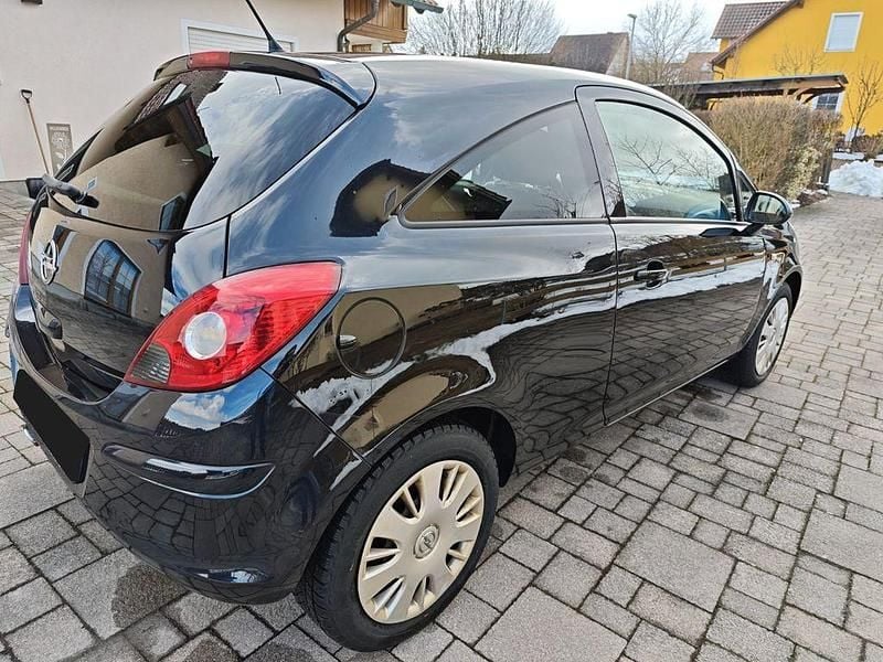 Gebraucht Opel Corsa 87 PS (63 kW) 2012 Schwarz Kleinwagen