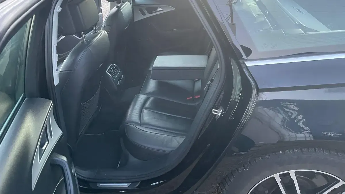 Gebraucht Audi A6 Ambiente 272 PS (200 kW) 2015 Schwarz Kombi