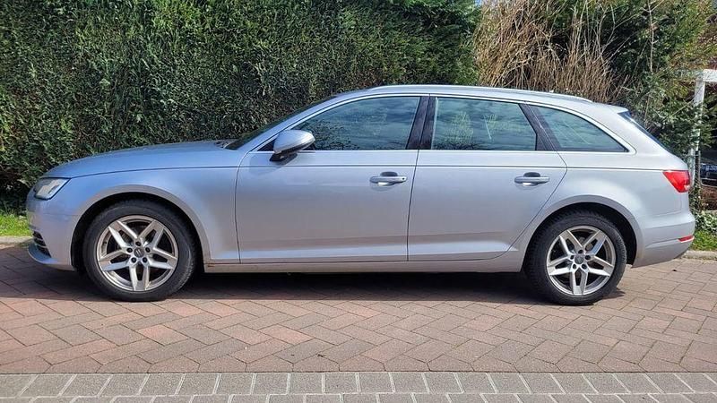 Gebraucht Audi A4 Ambiente 150 PS (110 kW) 2018 Silber Kombi