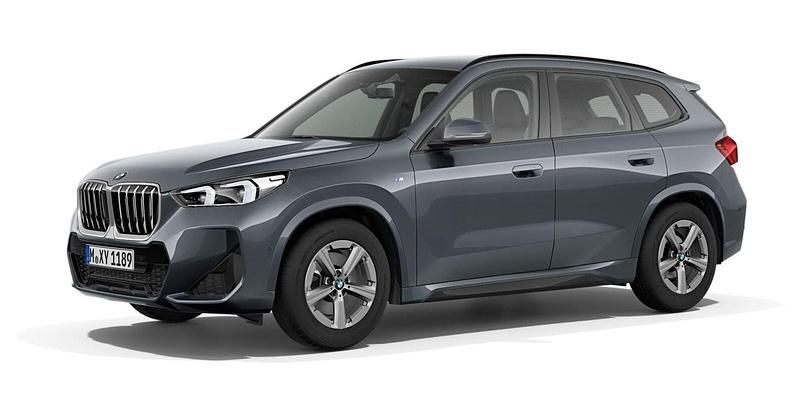 Grau Gebraucht 2025 BMW X1 Comfort Edition SUV | 45.789 € (Superpreis) - Bild 1/4