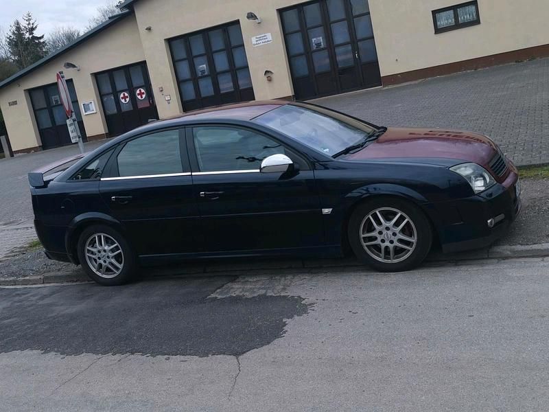 Andere außenfarben Gebraucht 2005 Opel Vectra GTS Limousine | 3.500 € (Teuer) - Bild 1/4