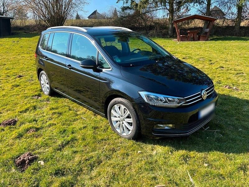 Gebraucht VW Touran Highline 150 PS (110 kW) 2015 Schwarz Van / Kleinbus