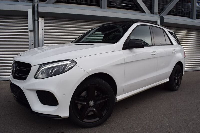 Weiß Gebraucht 2016 Mercedes GLE400 AMG line SUV | 27.600 € (Fairer Preis) - Bild 1/4