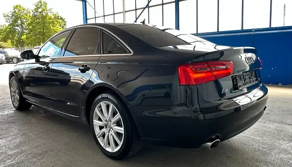 Gebraucht Audi A6 Sport 245 PS (180 kW) 2014 Oolonggrau Limousine