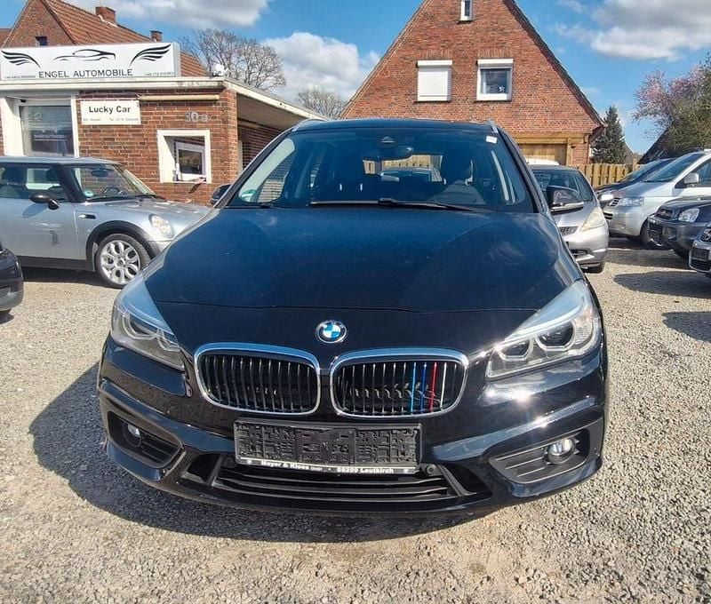 Schwarz Gebraucht 2016 BMW 218 Active Tourer Van / Kleinbus | 8.000 € (Superpreis) - Bild 1/4