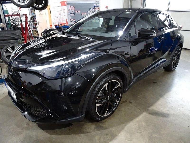Schwarz Gebraucht 2023 Toyota C-HR Sport SUV | 29.890 € (Etwas zu teuer) - Bild 1/4