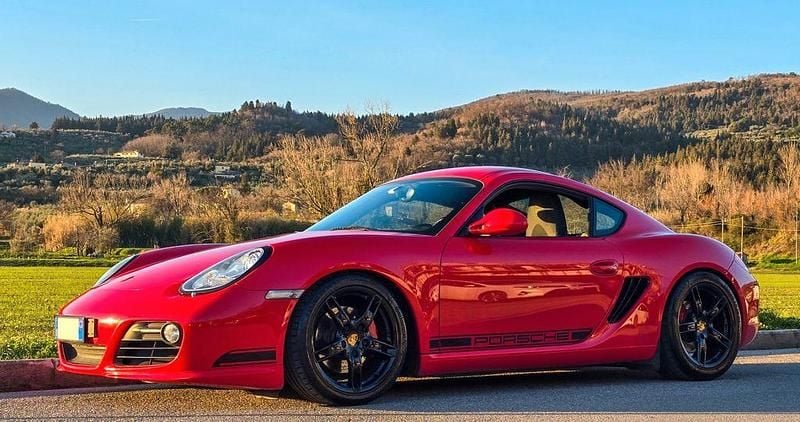 Gebraucht Porsche Cayman 265 PS (194 kW) 2011 Rot Coupé