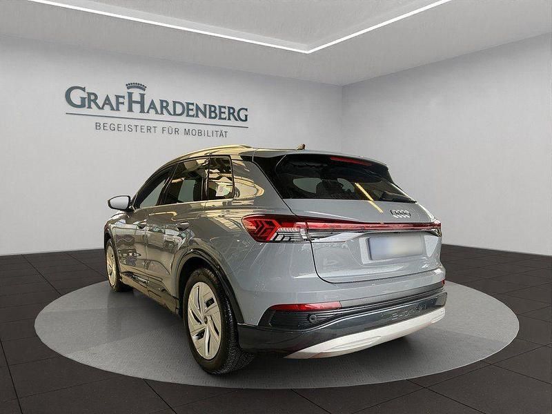 Gebraucht Audi Q4 e-tron Performance 150 kW (204 PS) 2023 Grau SUV