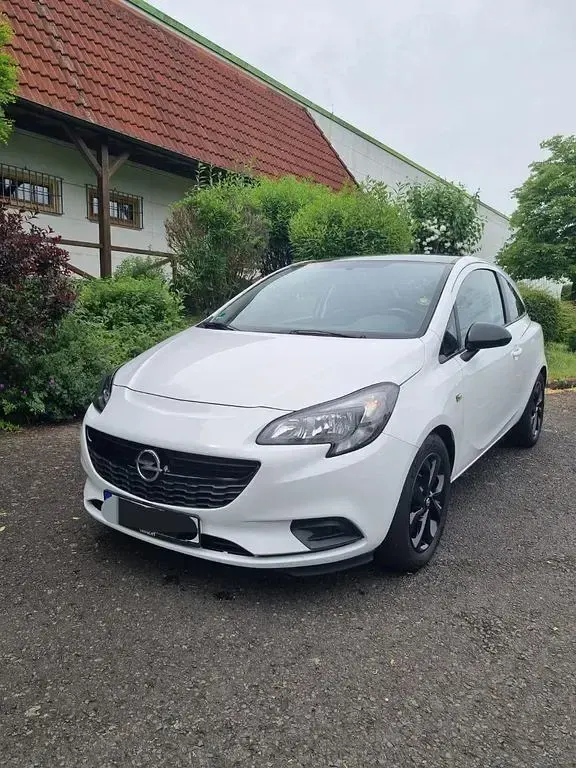 Gebraucht Opel Corsa Color Edition 69 PS (50 kW) 2015 Weiß Kleinwagen