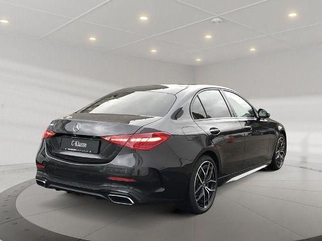 Gebraucht Mercedes C300 AMG line 258 PS (189 kW) 2024