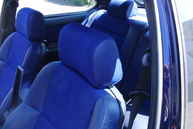 Gebraucht BMW 323 Compact 170 PS (125 kW) 1998 Blau Kleinwagen