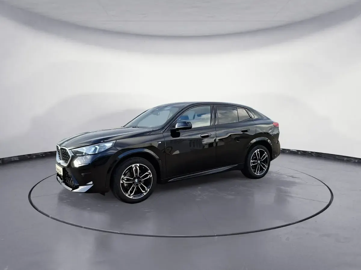 Gebraucht BMW X2 Performance 156 PS (114 kW) 2025 Schwarz SUV