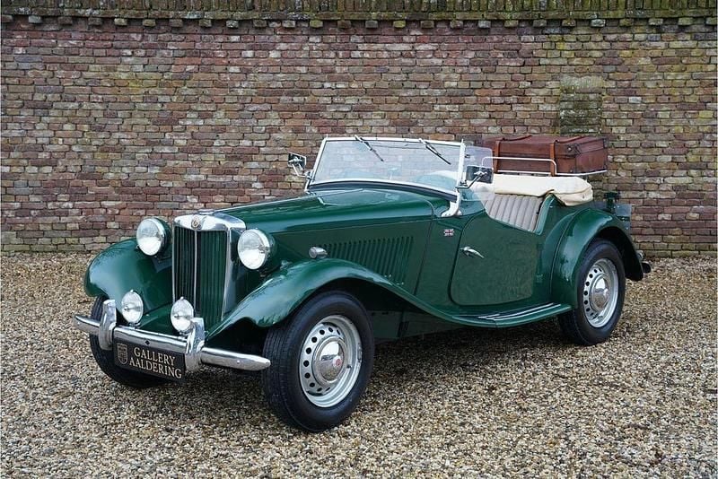 Grün Gebraucht 1952 MG TD Cabrio | 23.500 € - Bild 1/4