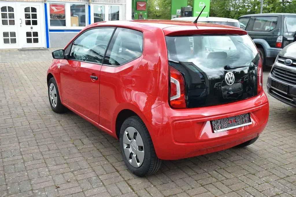 Second-hand VW up! take up! 60 CP (44 kW) 2015 Roșu Hatchback