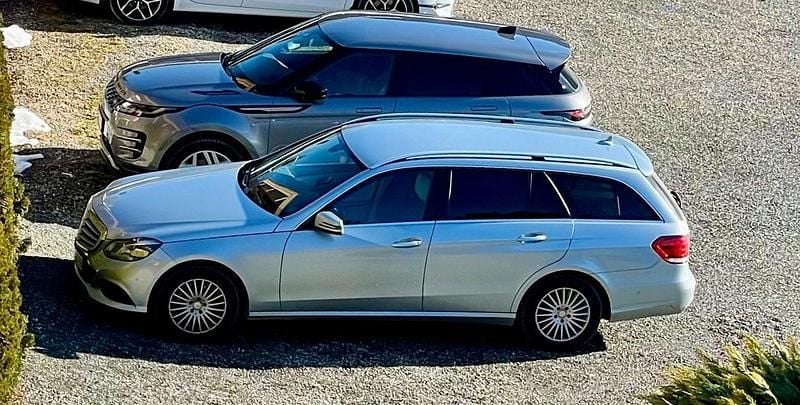 Gebraucht Mercedes E200 136 PS (100 kW) 2015 Blau Kombi