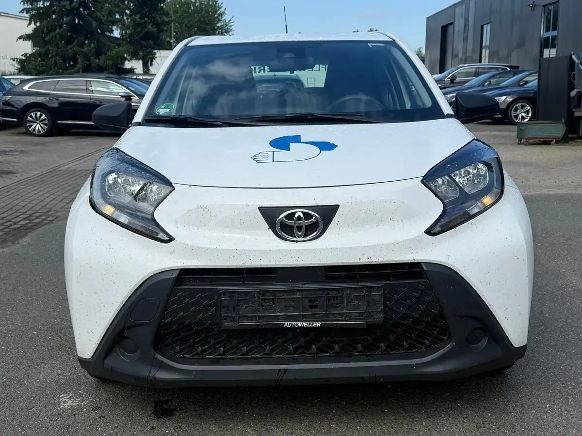 Gebraucht Toyota Aygo X 72 PS (52 kW) 2023 Weiß SUV