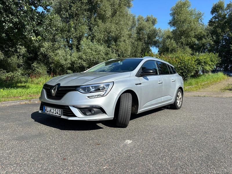 Silber Gebraucht 2019 Renault Mégane GrandTour LIMITED Kombi | 7.600 € (Teuer) - Bild 1/4