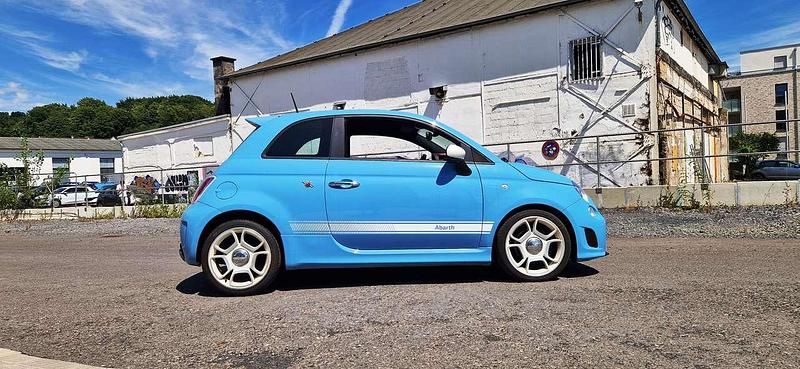 Gebraucht Abarth 500 135 PS (99 kW) 2013 Azzurro cappellini Kleinwagen