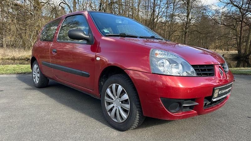 Gebraucht Renault Clio II Campus 58 PS (42 kW) 2006 Rot Kleinwagen