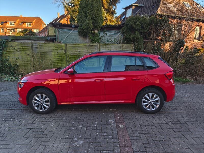 Rot Gebraucht 2020 Skoda Kamiq Ambition SUV | 11.500 € (Guter Preis) - Bild 1/4