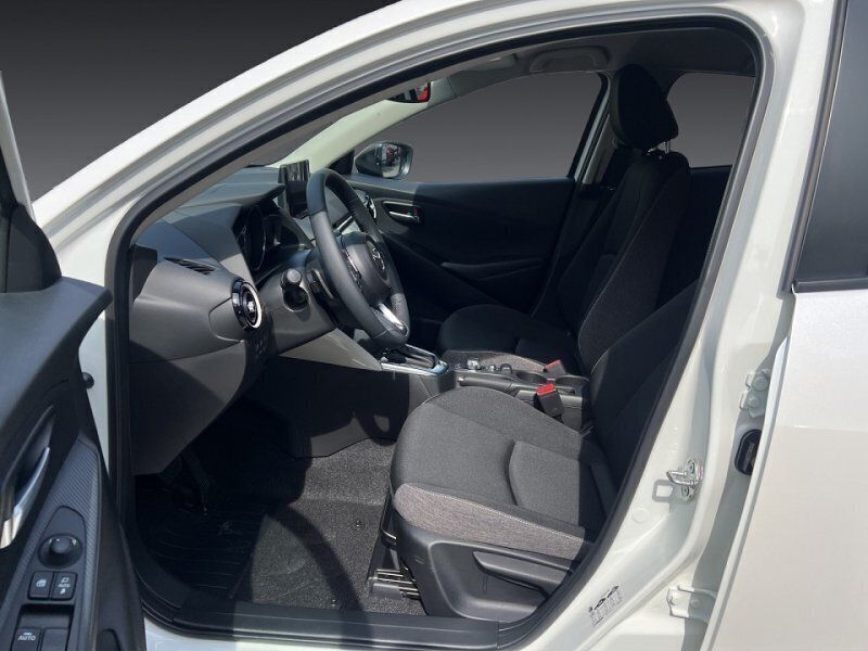 Gebraucht Mazda 2 Center-Line 90 PS (66 kW) 2022 Weiß Kleinwagen