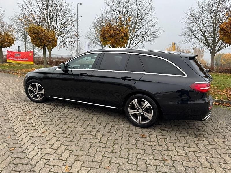 Gebraucht Mercedes 220 148 PS (108 kW) 2017 Schwarz Kombi