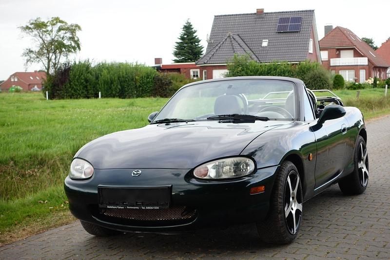 Grün Gebraucht 1998 Mazda MX5 Cabrio | 4.100 € (Fairer Preis) - Bild 1/4