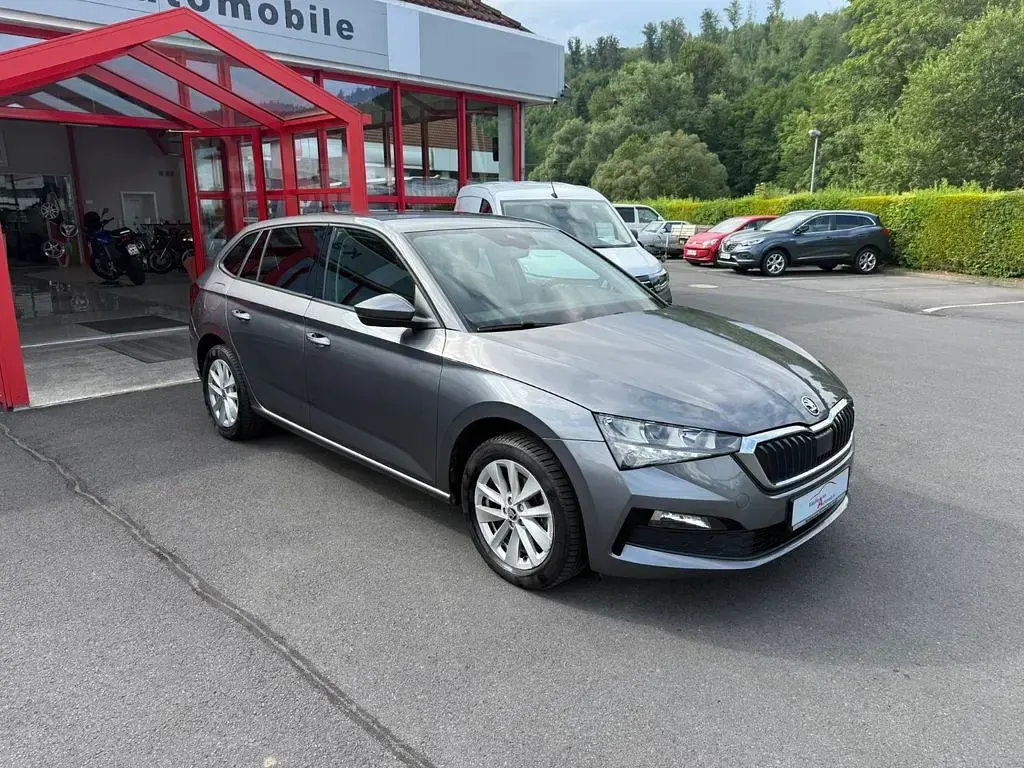 Gebraucht Skoda Scala Ambition 110 PS (80 kW) 2023 Grau Kleinwagen