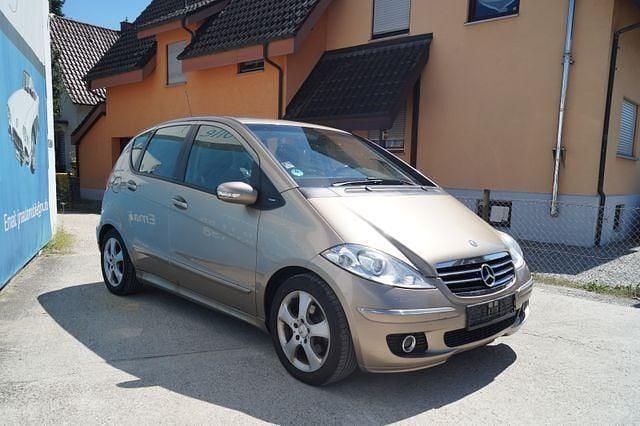 Beige Gebraucht 2004 Mercedes A200 Avantgarde Kleinwagen | 1.590 € (Superpreis) - Bild 1/4