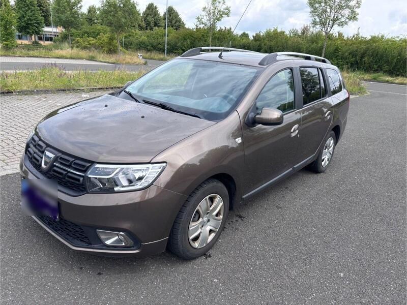 Braun Gebraucht 2020 Dacia Logan MCV Acces Kombi | 7.555 € (Guter Preis) - Bild 1/4