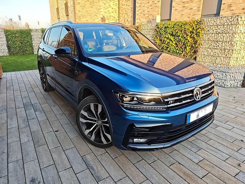 Gebraucht VW Tiguan Allspace Style 150 PS (110 kW) 2000 Blau SUV