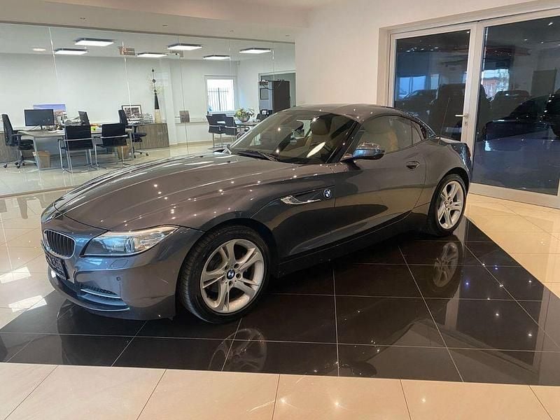 Grau Gebraucht 2013 BMW Z4 Sport Line Cabrio | 15.500 € (Etwas zu teuer) - Bild 1/4