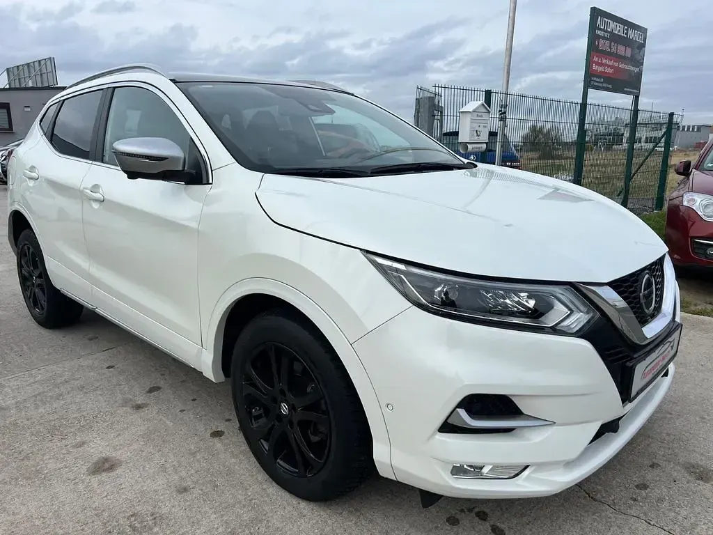 Gebraucht Nissan Qashqai Tekna+ 150 PS (110 kW) 2019 Weiß SUV