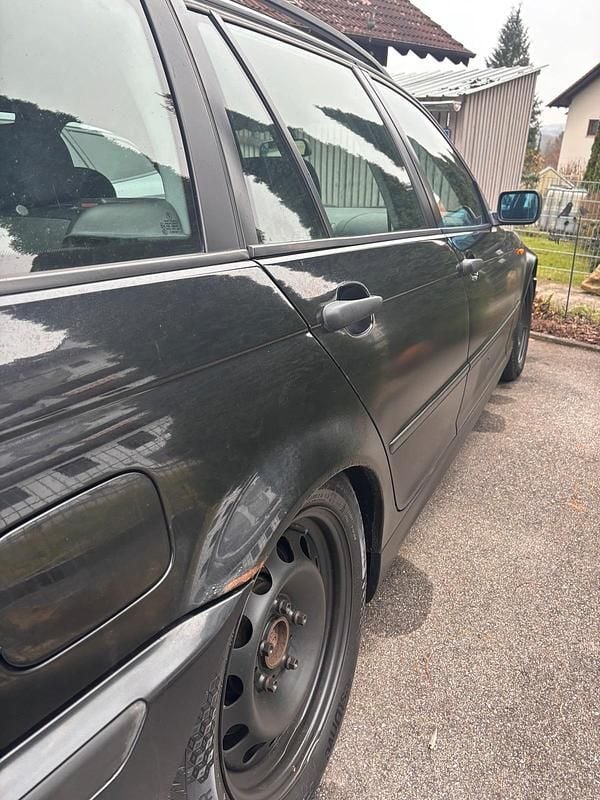 Gebraucht BMW 320 150 PS (110 kW) 2005 Schwarz Kombi