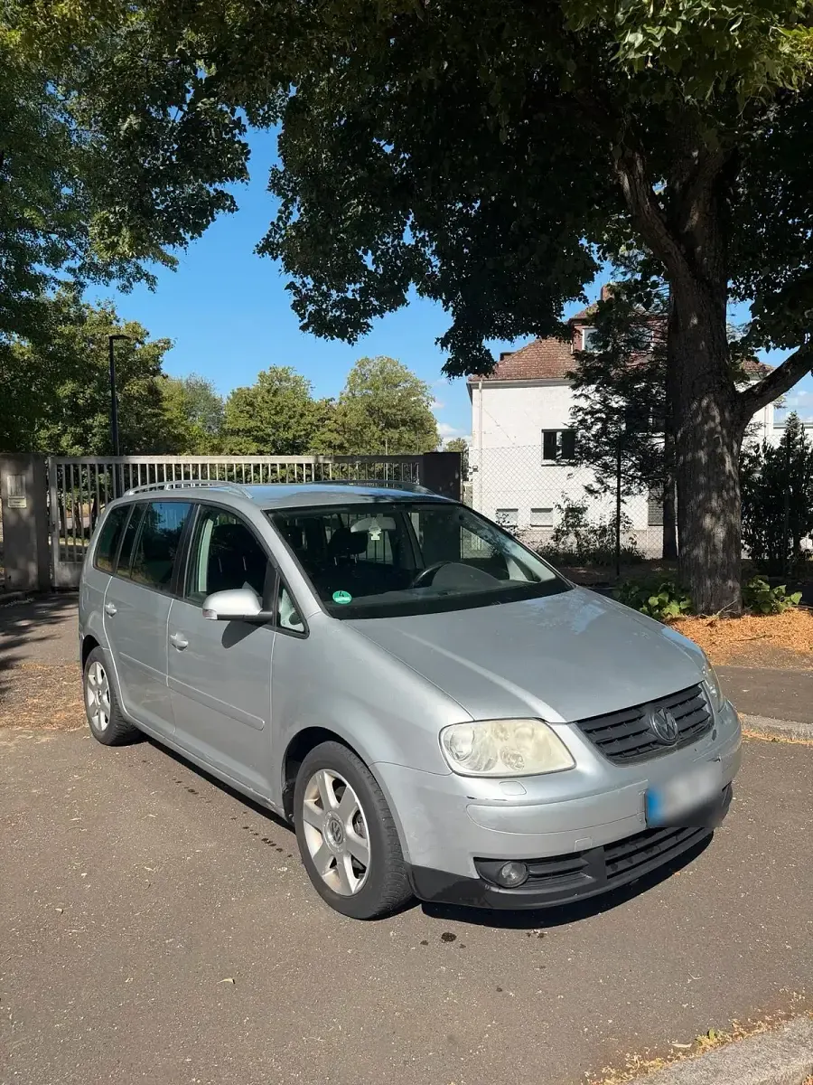 Gebraucht VW Touran 2003 Silber Van / Kleinbus