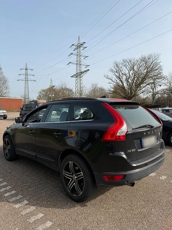 Gebraucht Volvo XC60 163 PS (119 kW) 2011 Schwarz SUV